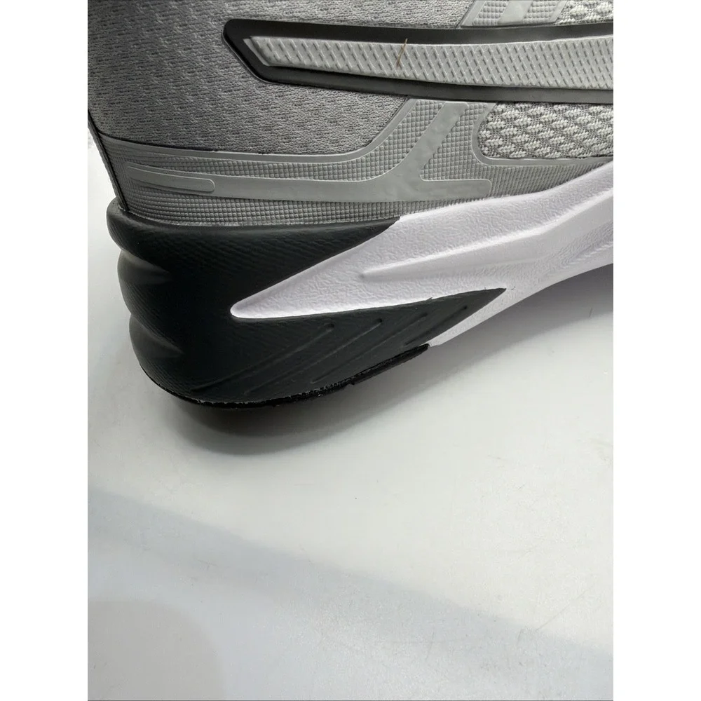Puma Disperse Running Shoes Mens SoftFoam+ Sneakers Size‎ 10 - Gray. New